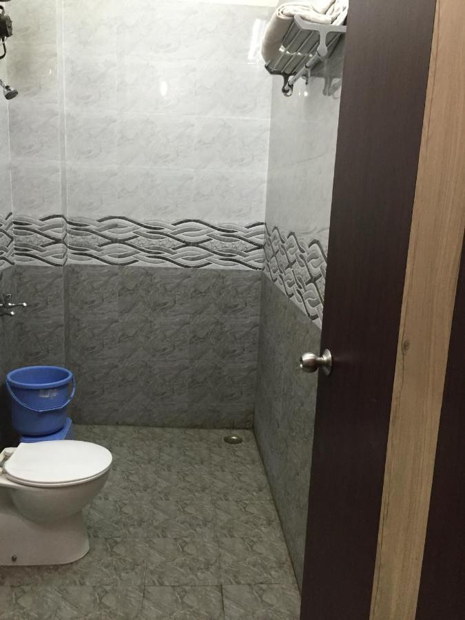 Babina Hotel Lalit Palace المظهر الخارجي الصورة